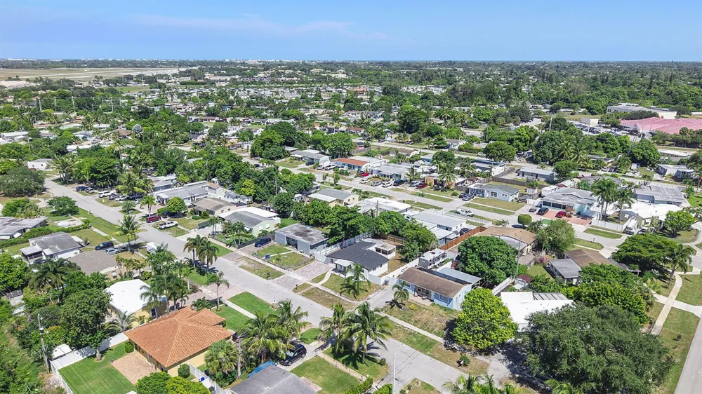 416 Tuskegee Drive Lake Worth, FL 33462