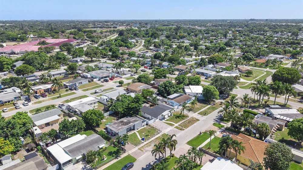 416 Tuskegee Drive Lake Worth, FL 33462
