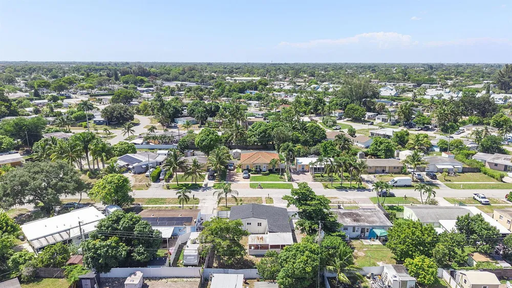 416 Tuskegee Drive Lake Worth, FL 33462
