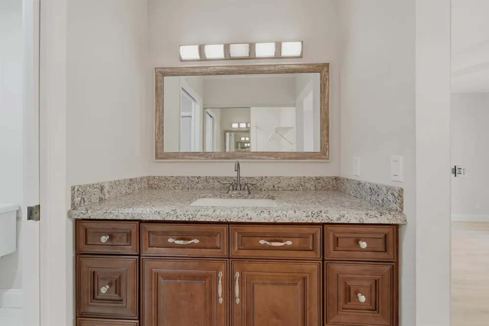 2101 Sabal Ridge Court #F Palm Beach Gardens, FL 33418