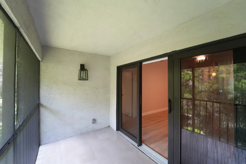 2101 Sabal Ridge Court #F Palm Beach Gardens, FL 33418
