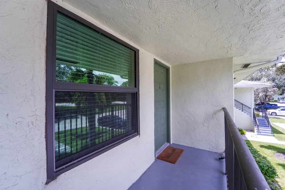 2101 Sabal Ridge Court #F Palm Beach Gardens, FL 33418