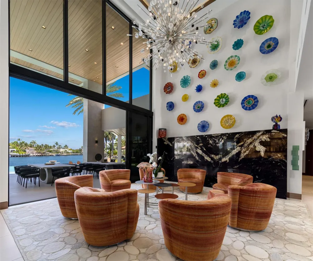 200 Fiesta Way Fort Lauderdale, FL 33301
