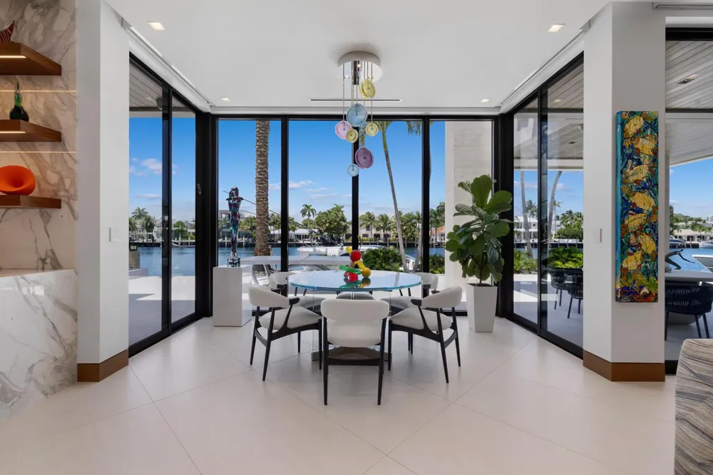 200 Fiesta Way Fort Lauderdale, FL 33301