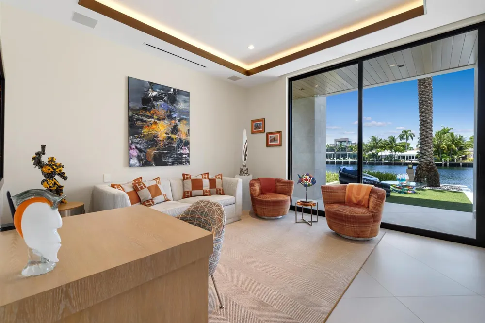 200 Fiesta Way Fort Lauderdale, FL 33301