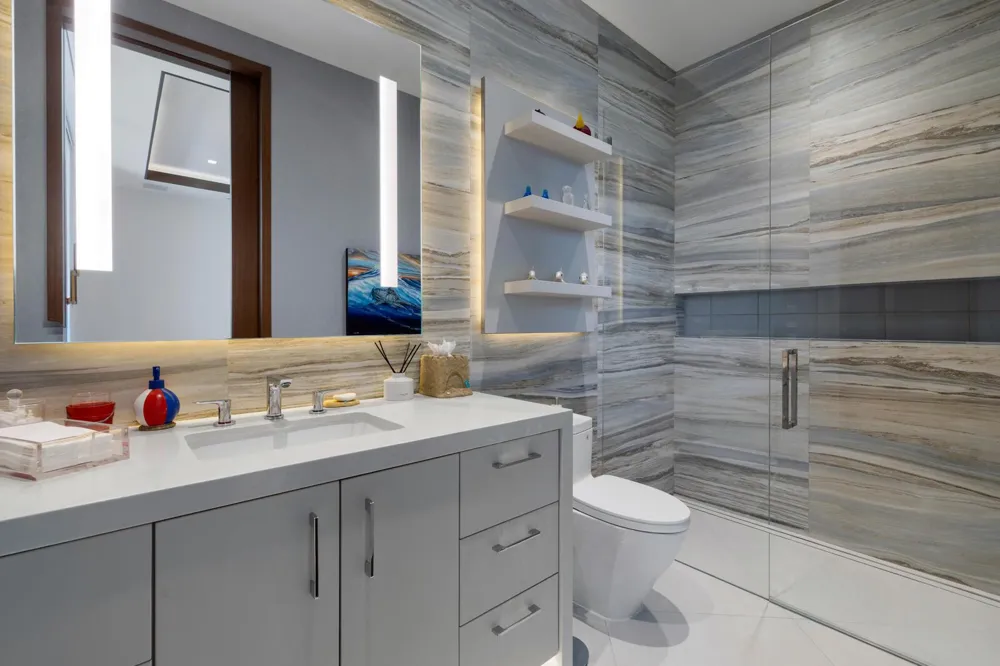 200 Fiesta Way Fort Lauderdale, FL 33301