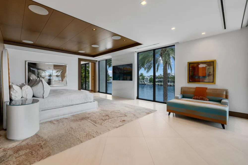 200 Fiesta Way Fort Lauderdale, FL 33301