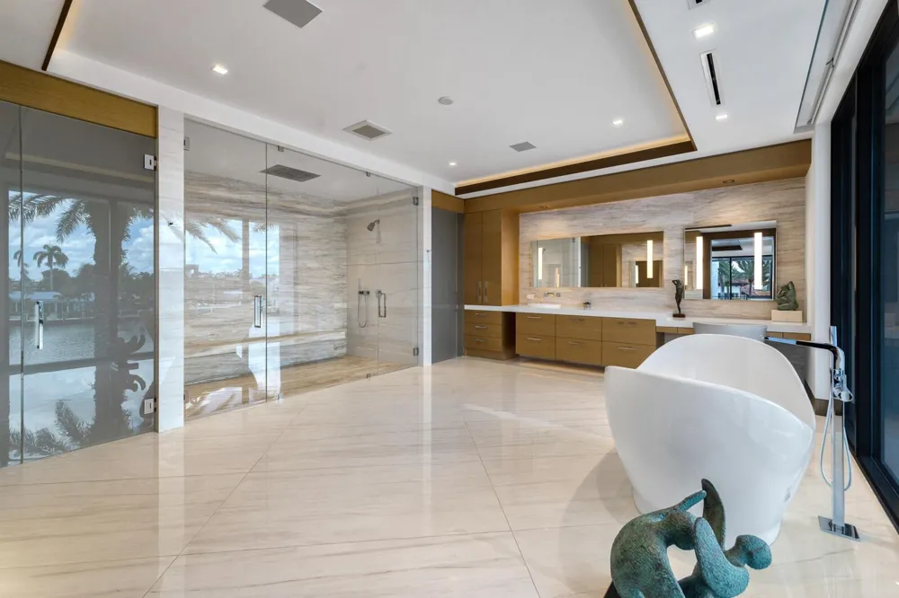 200 Fiesta Way Fort Lauderdale, FL 33301