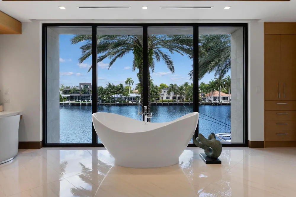 200 Fiesta Way Fort Lauderdale, FL 33301