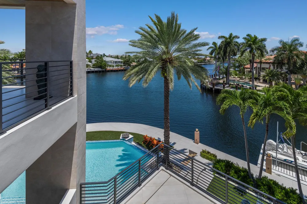 200 Fiesta Way Fort Lauderdale, FL 33301