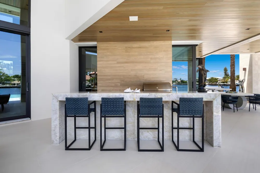200 Fiesta Way Fort Lauderdale, FL 33301