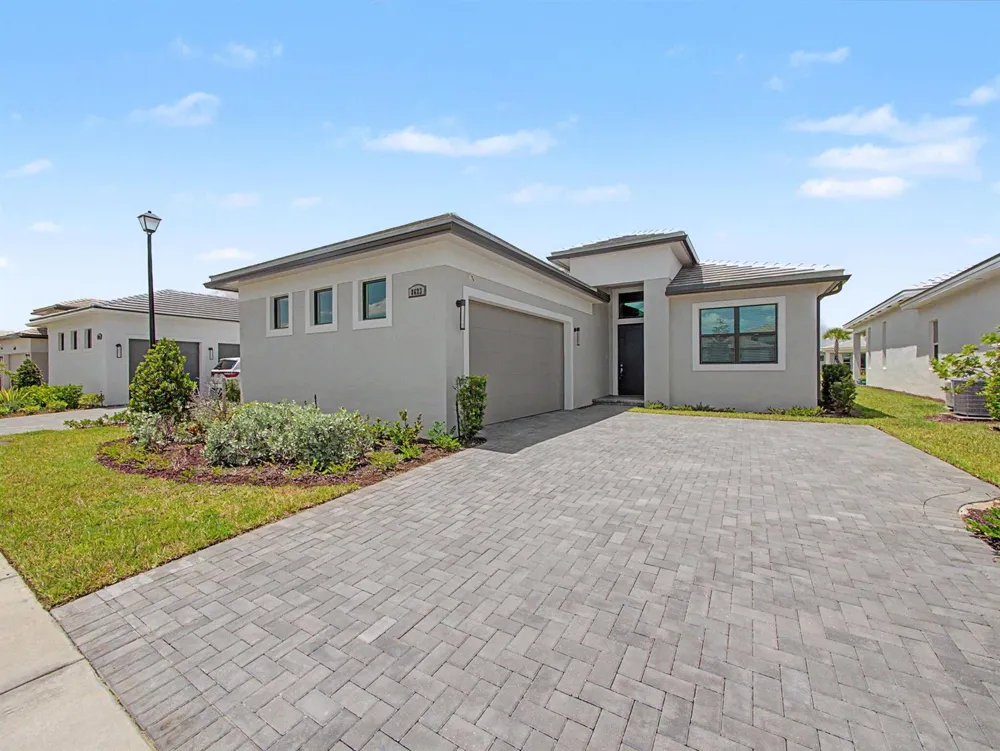8623 SW CANTANTE WAY Port St. Lucie, FL 34987