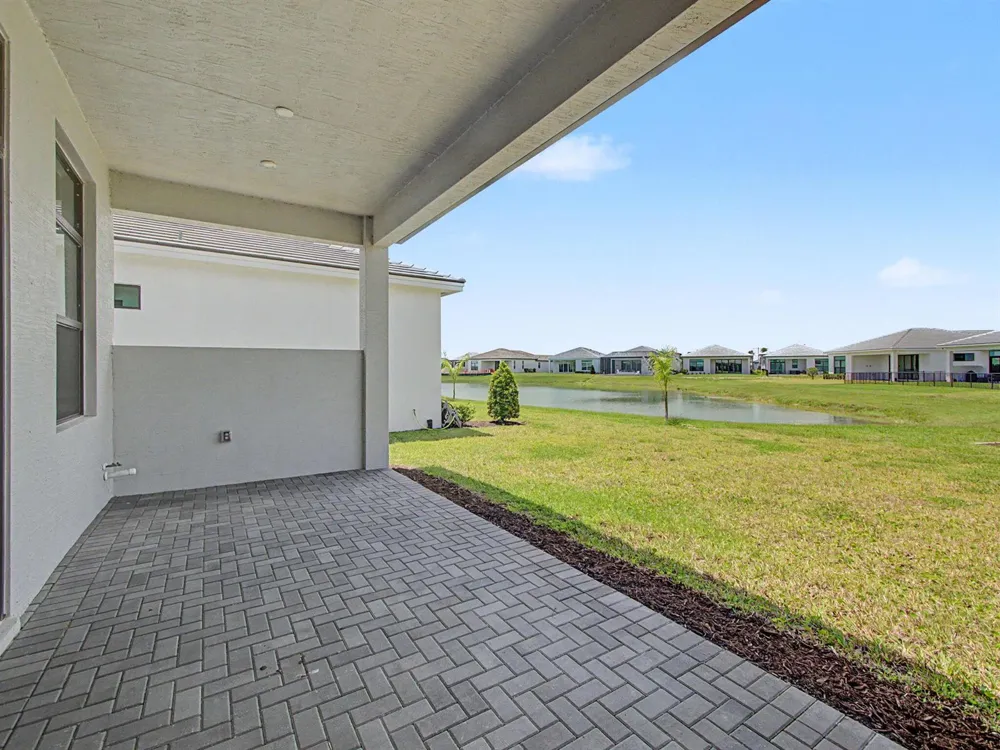 8623 SW CANTANTE WAY Port St. Lucie, FL 34987