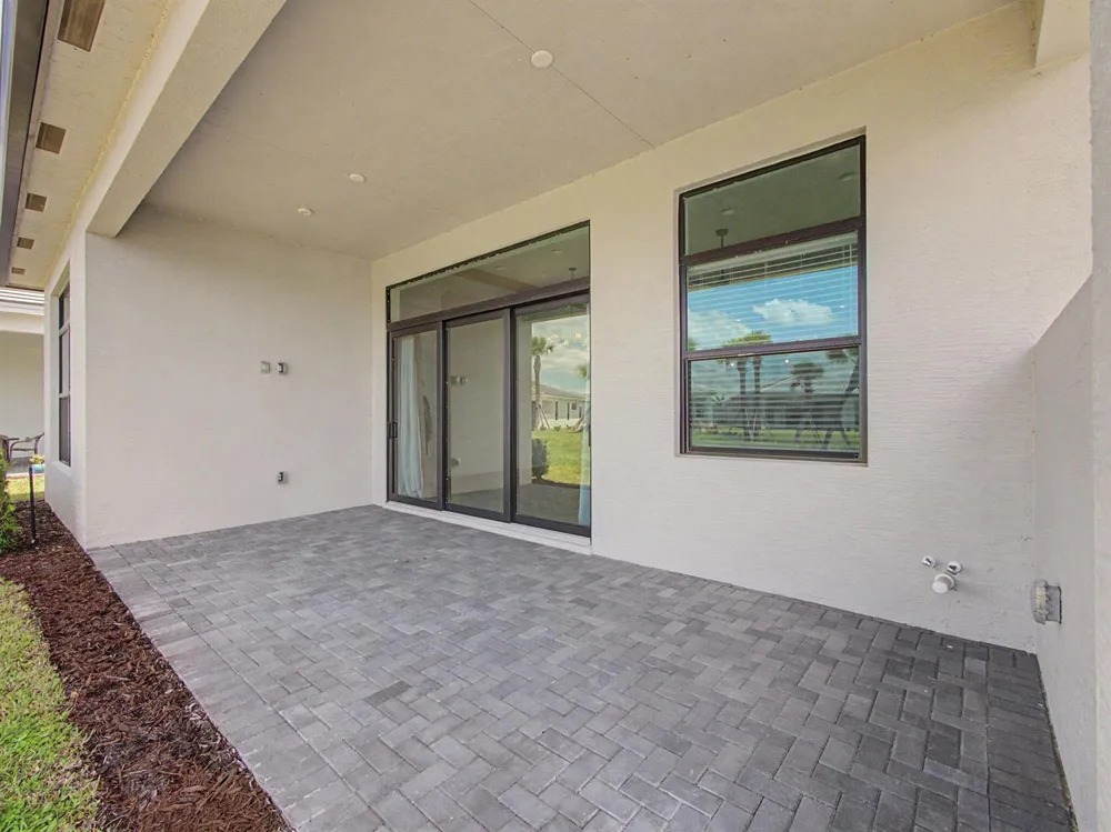 8623 SW CANTANTE WAY Port St. Lucie, FL 34987