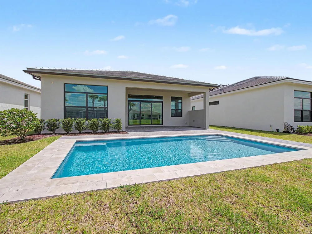8623 SW CANTANTE WAY Port St. Lucie, FL 34987