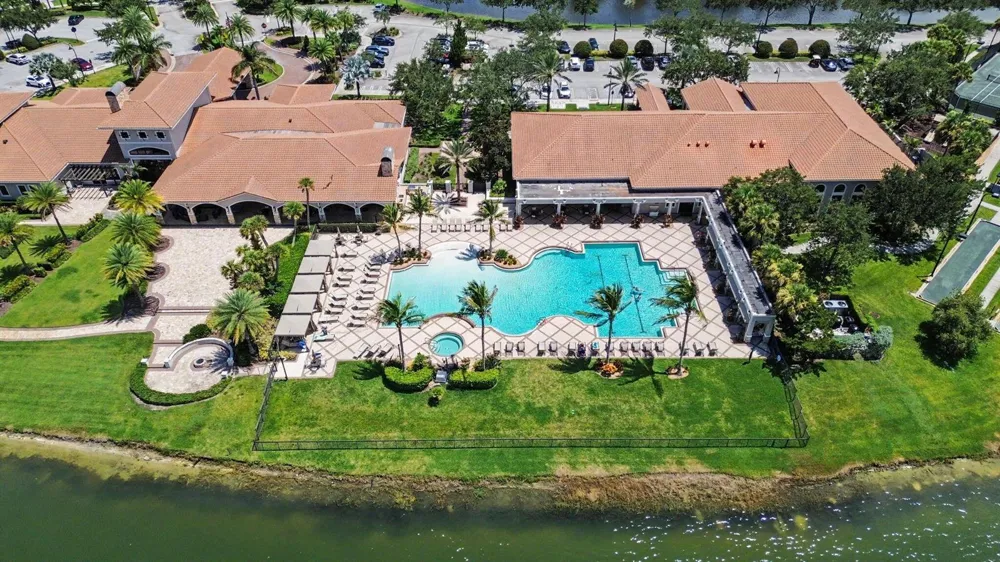 8623 SW CANTANTE WAY Port St. Lucie, FL 34987