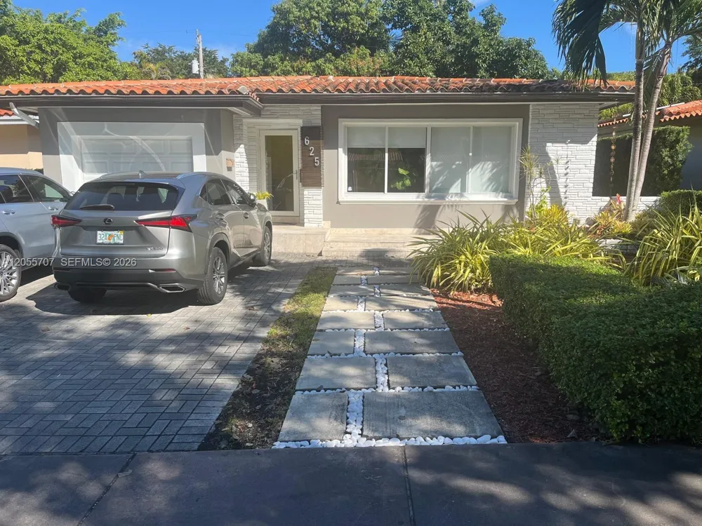 625 Bird Rd Coral Gables, FL 33146