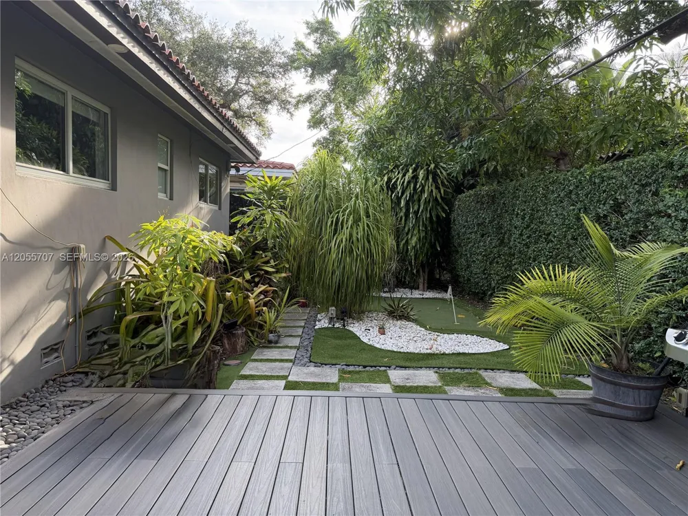 625 Bird Rd Coral Gables, FL 33146