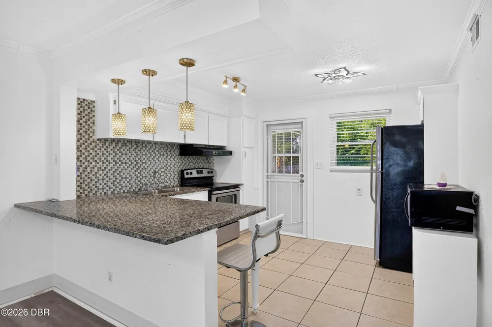 1800 S Palmetto Avenue #1090 South Daytona, FL 32119