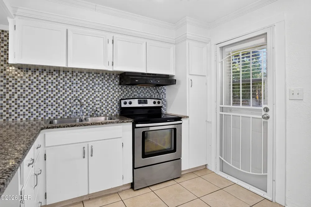 1800 S Palmetto Avenue #1090 South Daytona, FL 32119