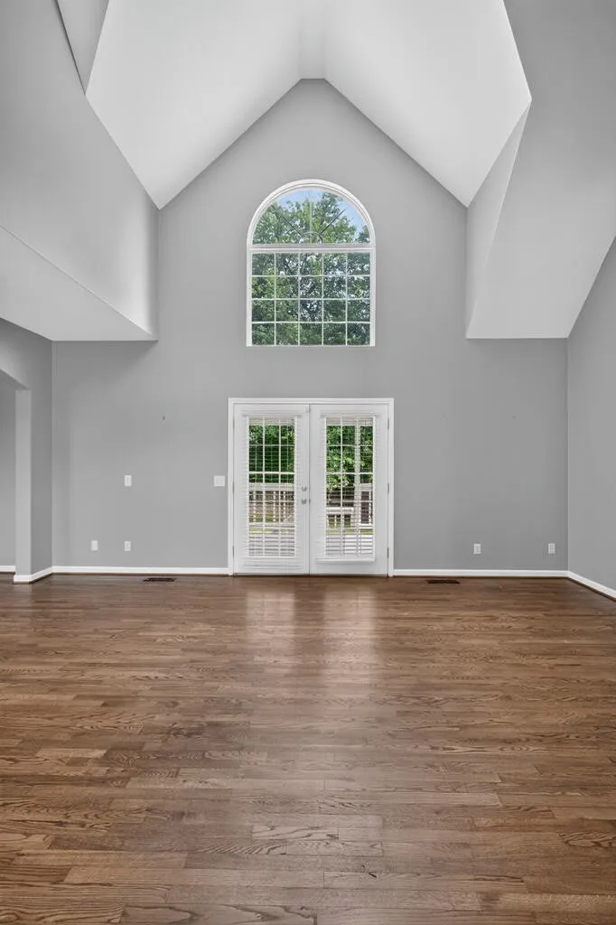2960 Old Walton Cir Cookeville, TN 38506