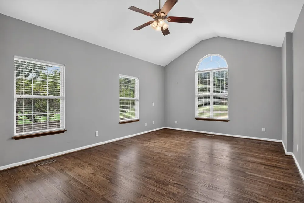 2960 Old Walton Cir Cookeville, TN 38506