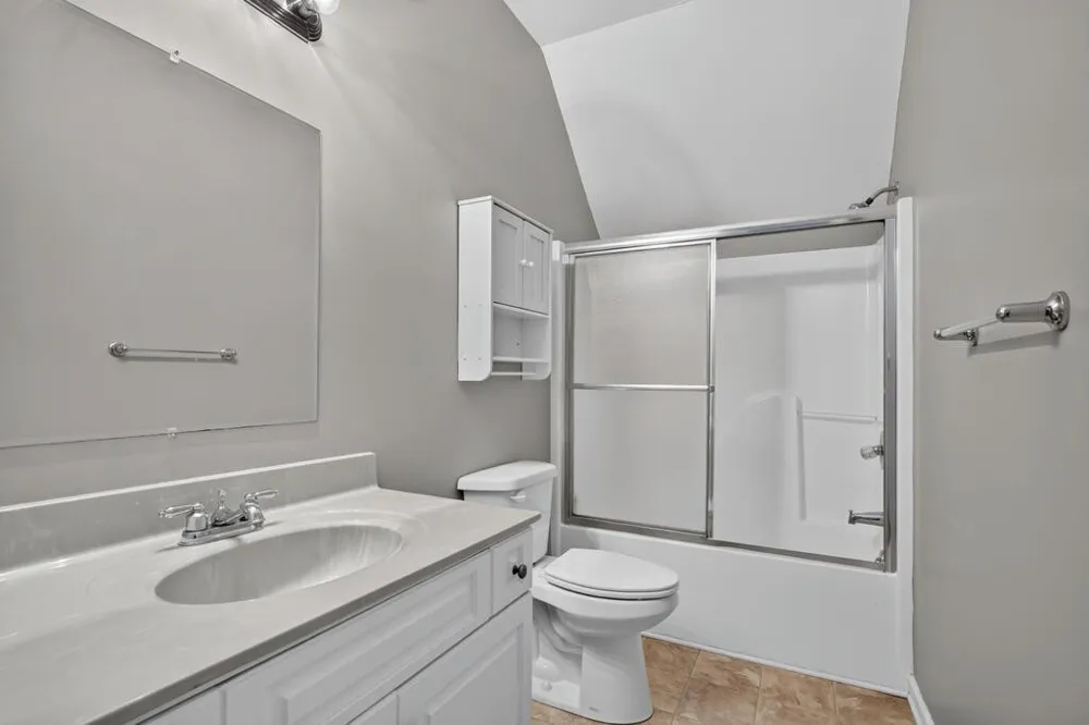 2960 Old Walton Cir Cookeville, TN 38506