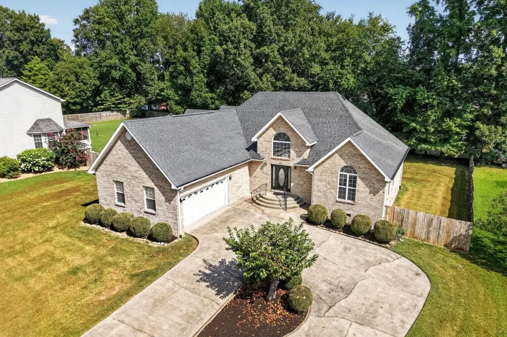 2960 Old Walton Cir Cookeville, TN 38506
