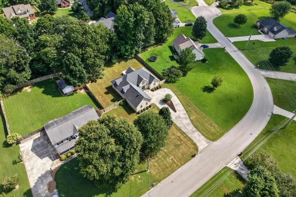 2960 Old Walton Cir Cookeville, TN 38506