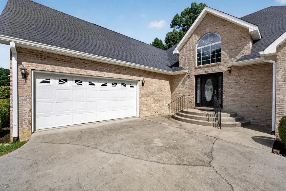 2960 Old Walton Cir Cookeville, TN 38506