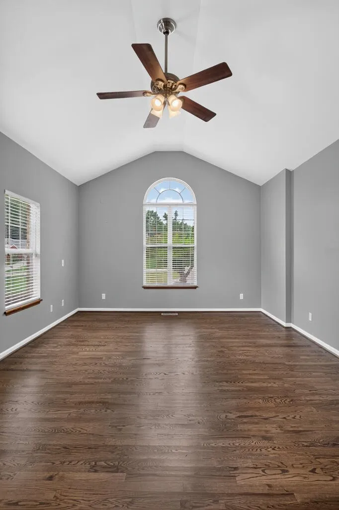 2960 Old Walton Cir Cookeville, TN 38506