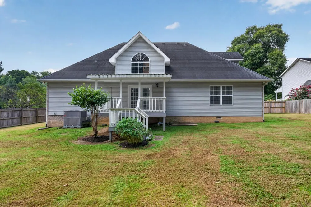 2960 Old Walton Cir Cookeville, TN 38506