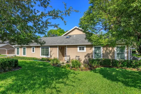678 SCARLET OAK CIRCLE #114