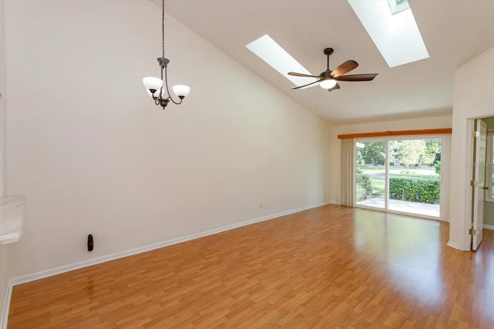 678 SCARLET OAK CIRCLE #114 Altamonte Springs, FL 32701
