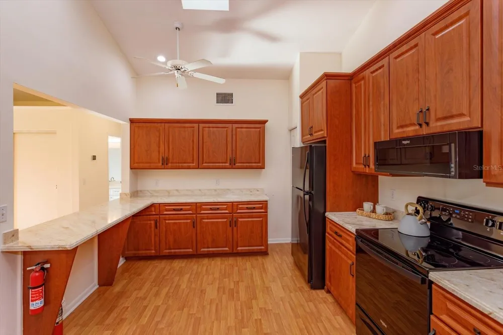 678 SCARLET OAK CIRCLE #114 Altamonte Springs, FL 32701