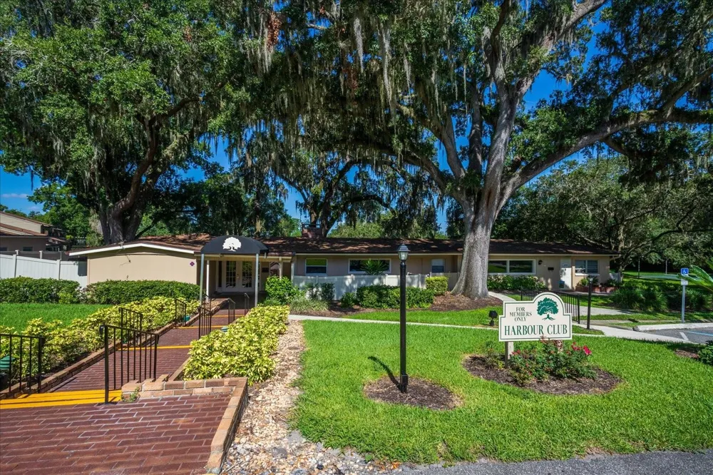 678 SCARLET OAK CIRCLE #114 Altamonte Springs, FL 32701