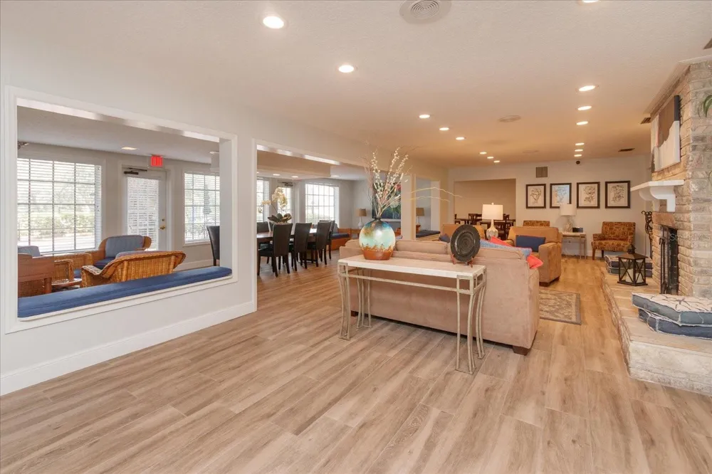 678 SCARLET OAK CIRCLE #114 Altamonte Springs, FL 32701