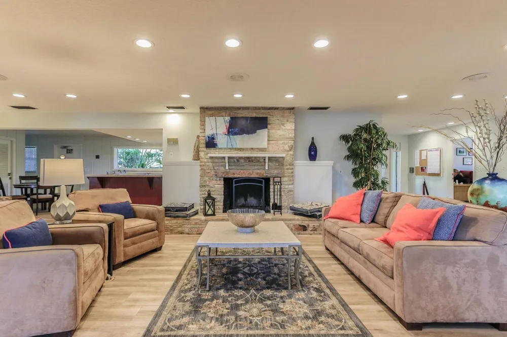 678 SCARLET OAK CIRCLE #114 Altamonte Springs, FL 32701