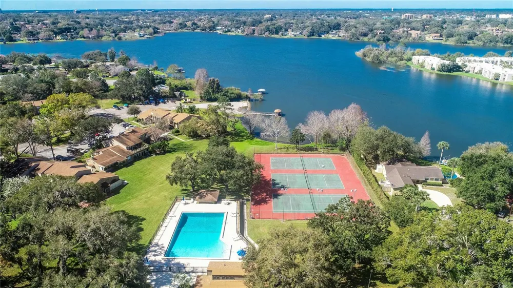 678 SCARLET OAK CIRCLE #114 Altamonte Springs, FL 32701