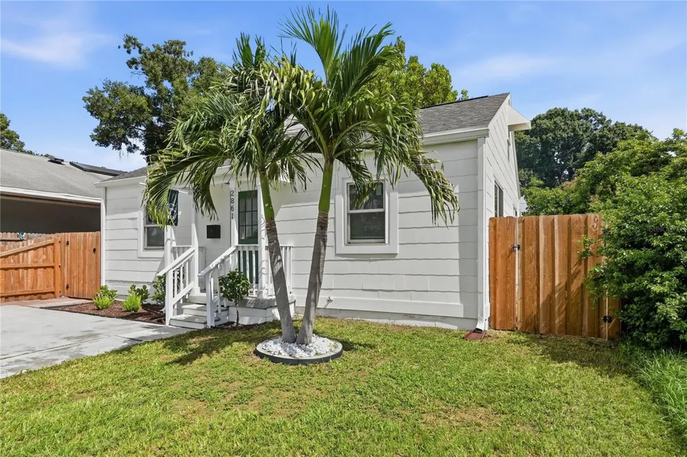 2861 17TH AVENUE St Petersburg, FL 33713