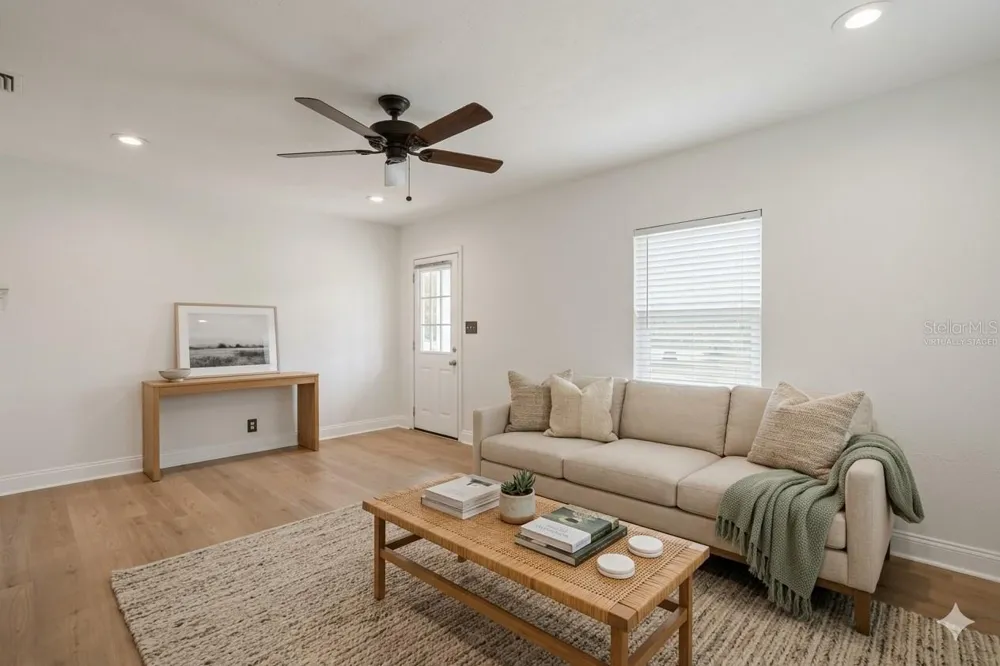 2861 17TH AVENUE St Petersburg, FL 33713