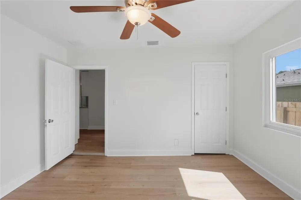 2861 17TH AVENUE St Petersburg, FL 33713