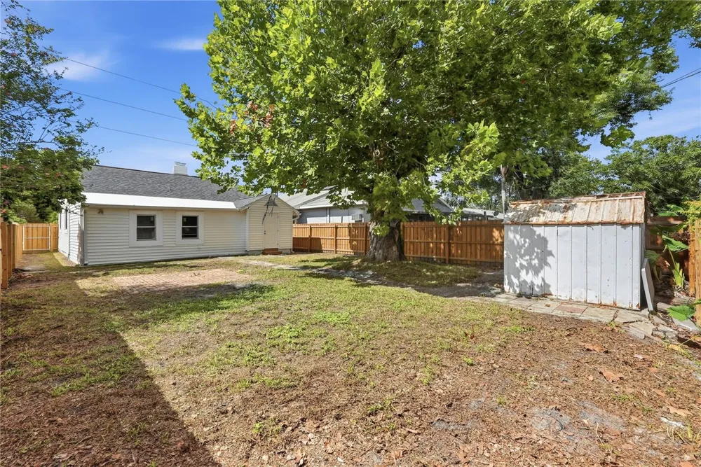 2861 17TH AVENUE St Petersburg, FL 33713