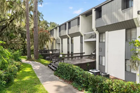 2842 SW 14TH DRIVE #103