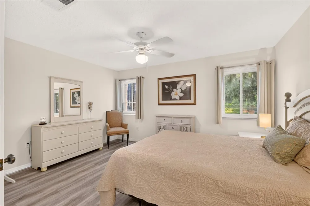 2842 SW 14TH DRIVE #103 Gainesville, FL 32608