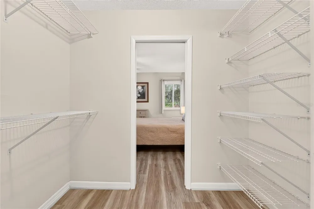 2842 SW 14TH DRIVE #103 Gainesville, FL 32608