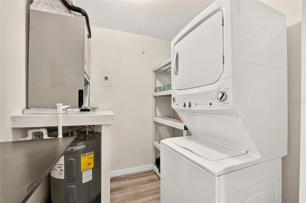 2842 SW 14TH DRIVE #103 Gainesville, FL 32608