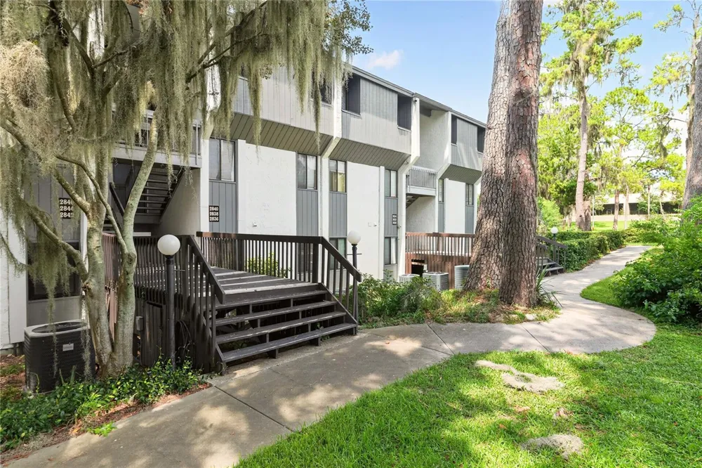 2842 SW 14TH DRIVE #103 Gainesville, FL 32608