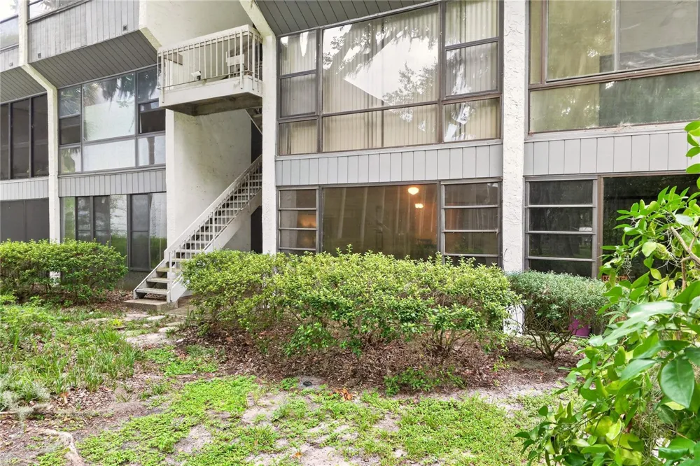 2842 SW 14TH DRIVE #103 Gainesville, FL 32608