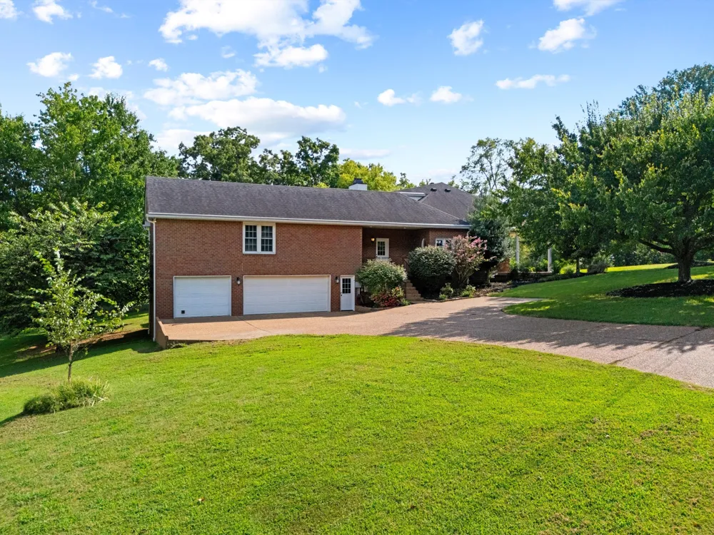 1227 Mount Vernon Ln Mount Juliet, TN 37122